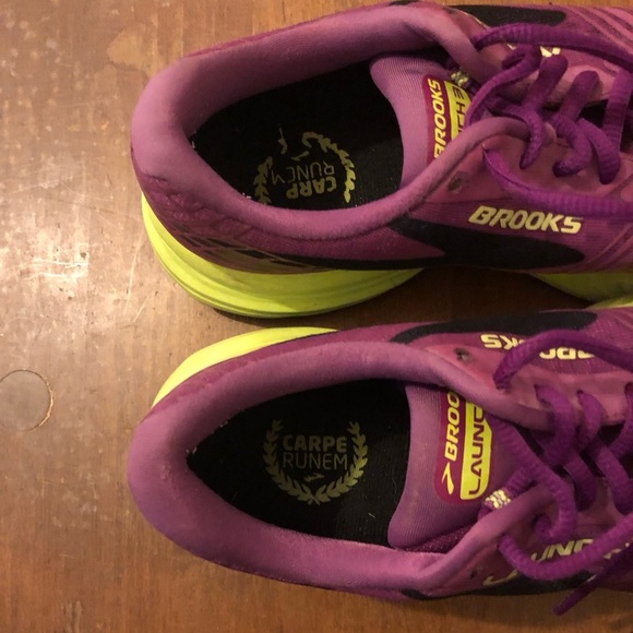 Brooks Launch 3 Women's Purple Running Shoes - Picture 9 of 12